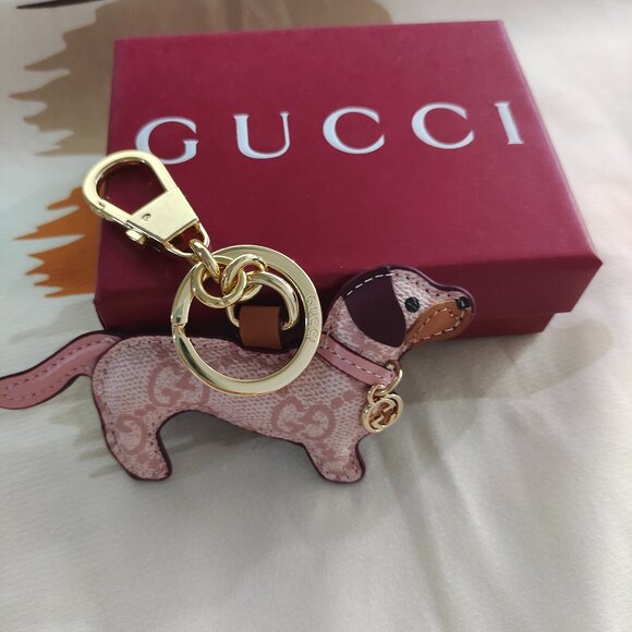 Gucci Pink Dog-Shaped Bag Charm - Picture 1 of 5